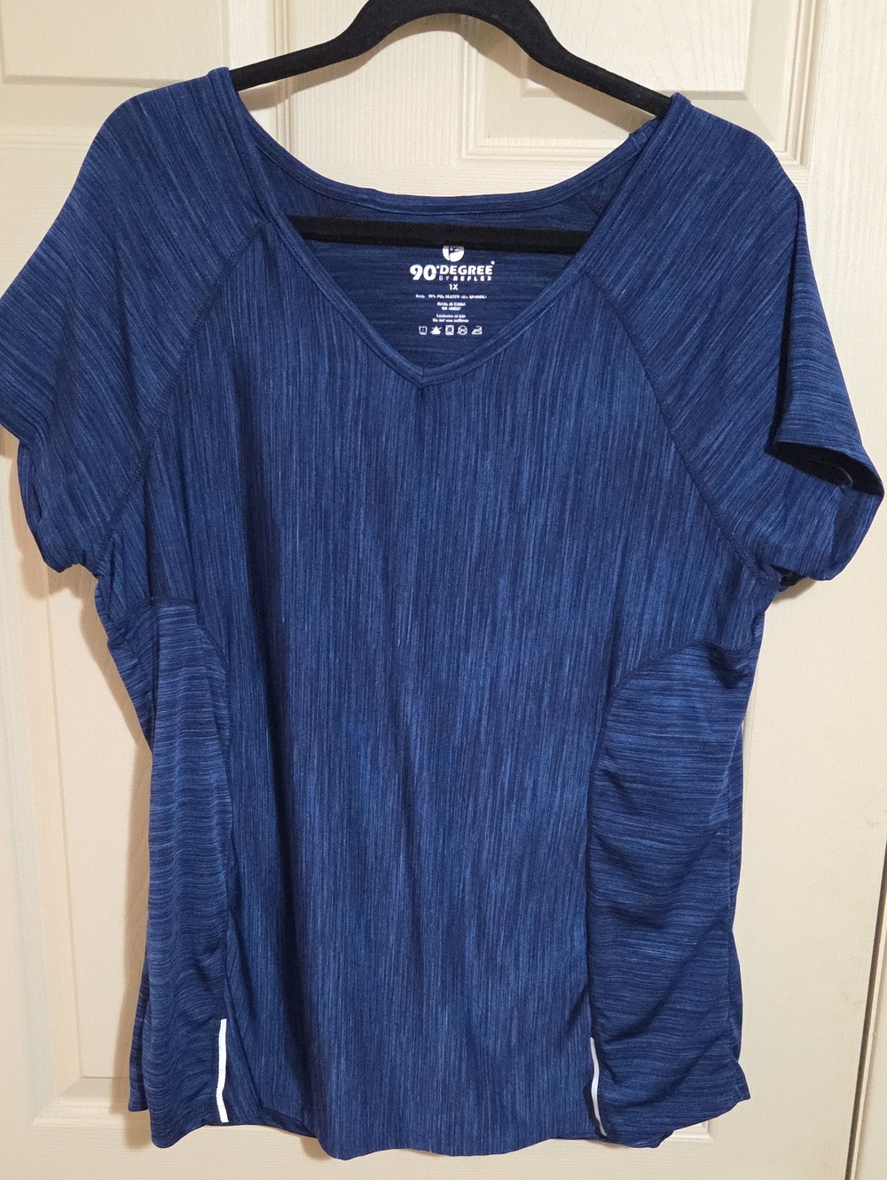 90 Degree By Reflex Women’s Navy Heather V-Neck Short Sleeve Top